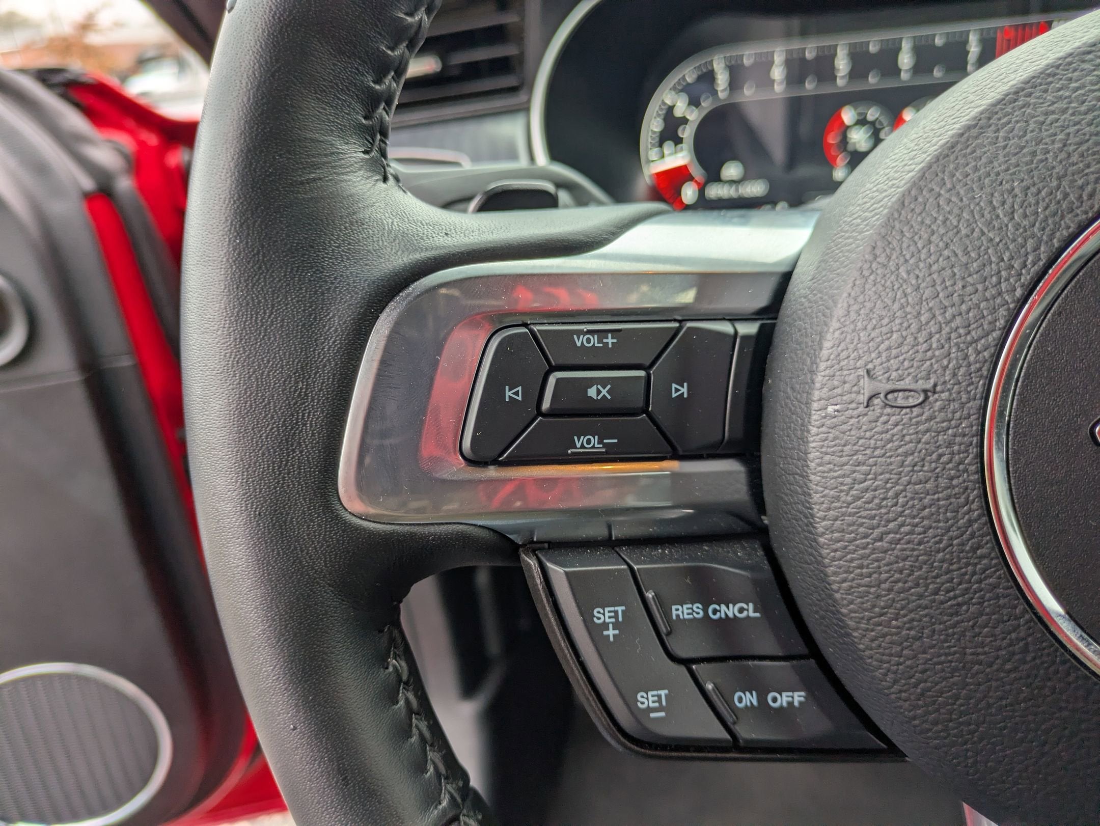 2022 Ford Mustang Mach 1