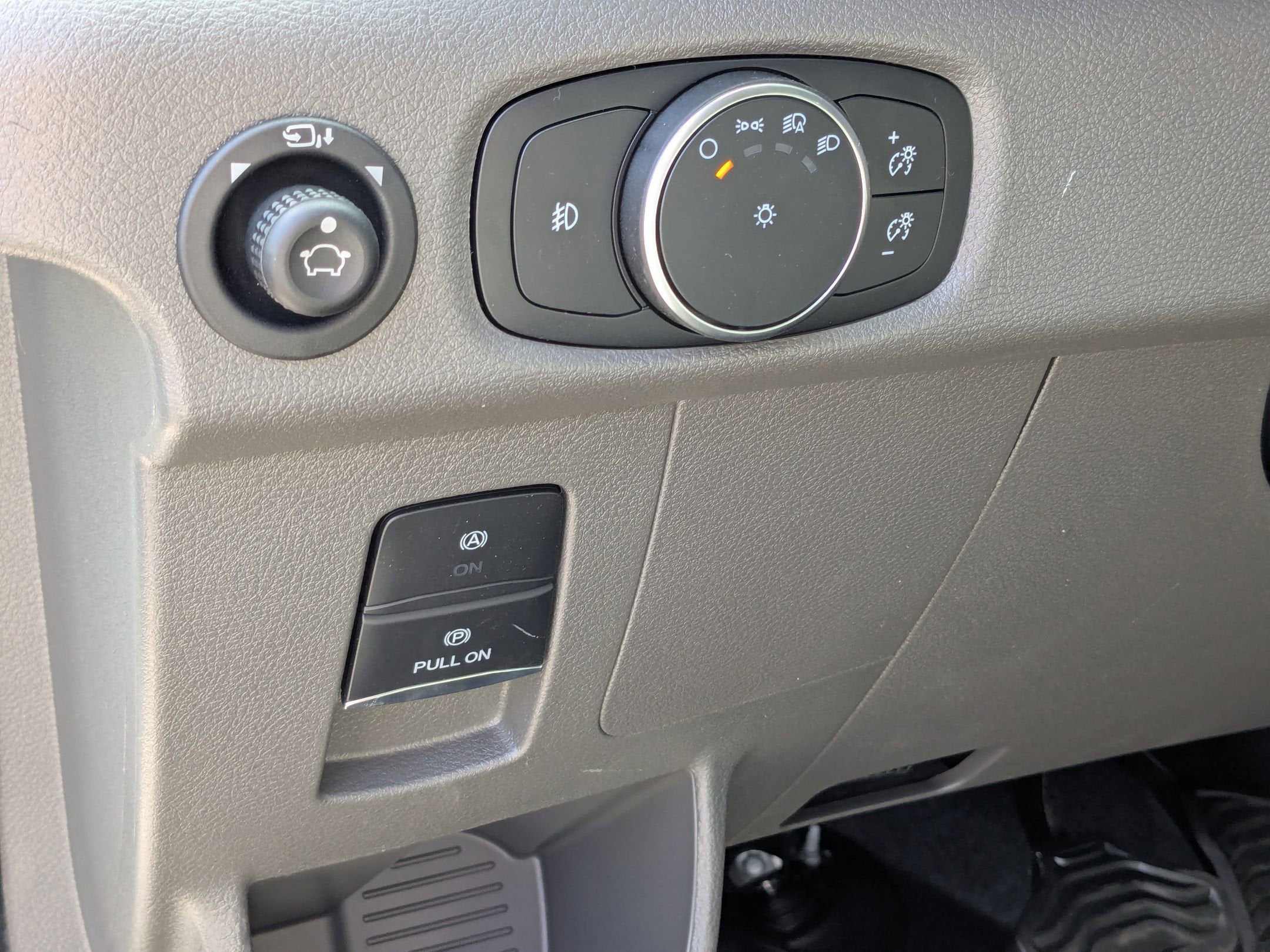 2026 Ford Transit Passenger Wagon XLT