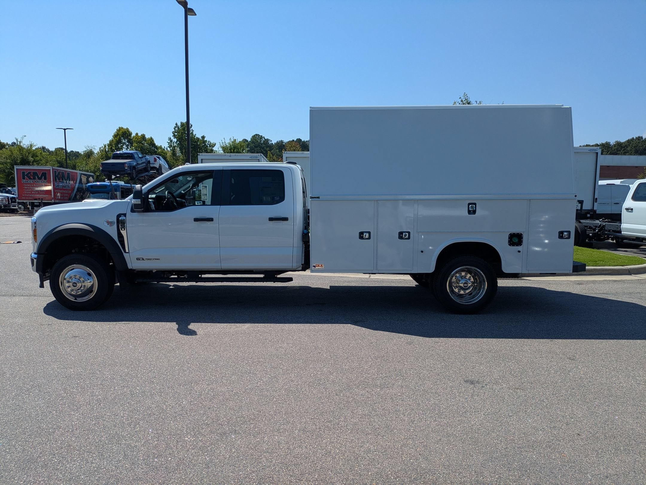 2026 Ford Super Duty F-550 DRW XL