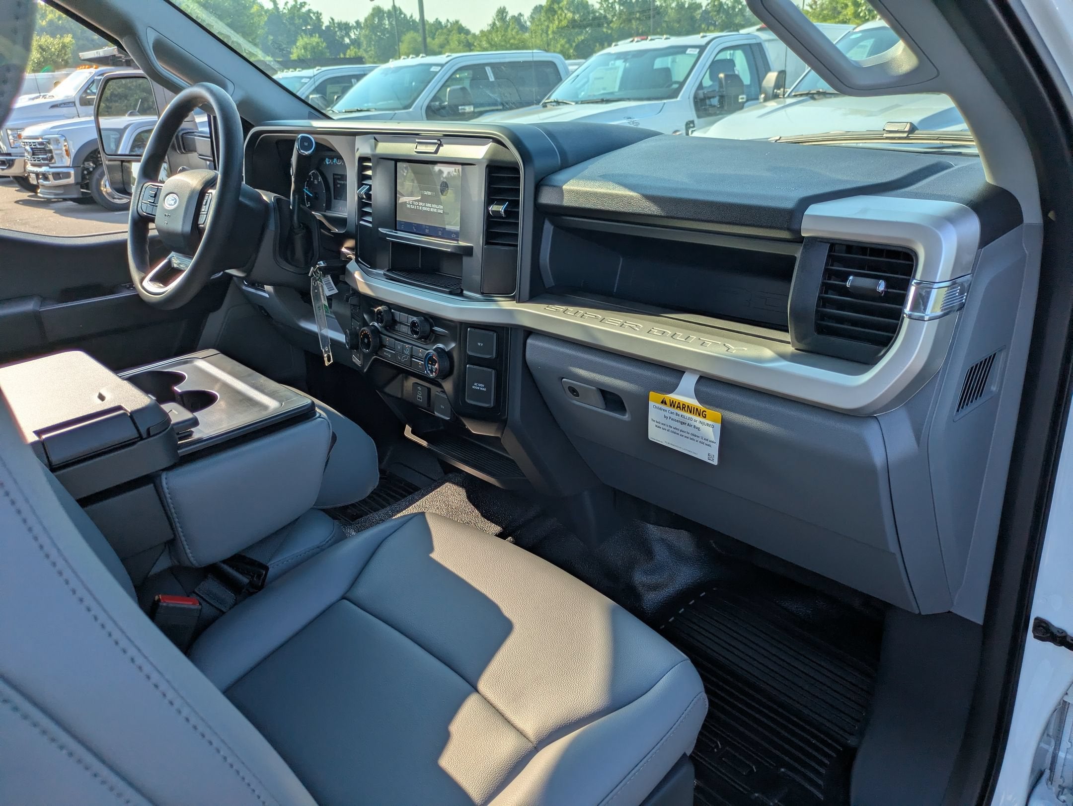 2026 Ford Super Duty F-550 DRW XL