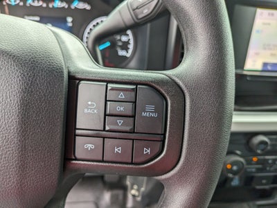 2025 Ford Super Duty F-550 DRW XL