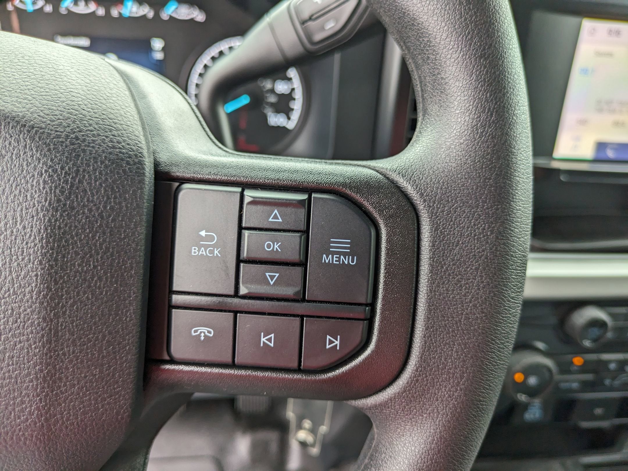 2025 Ford Super Duty F-550 DRW XL