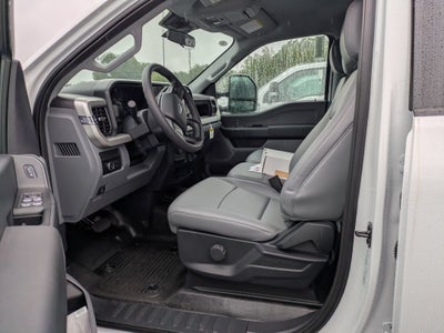 2026 Ford Super Duty F-550 DRW XL