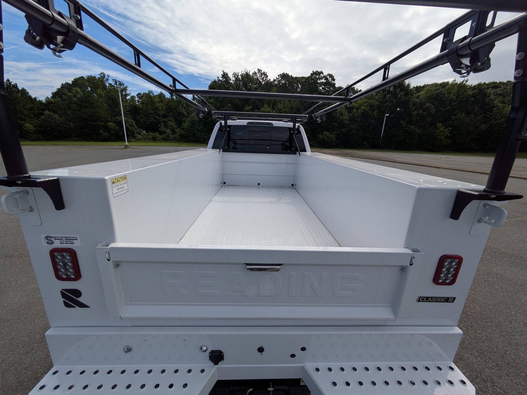 2025 Ford Super Duty F-350 SRW XL