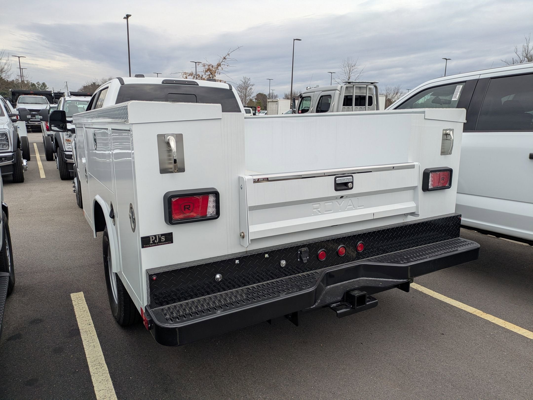 2026 Ford Super Duty F-350 DRW XL