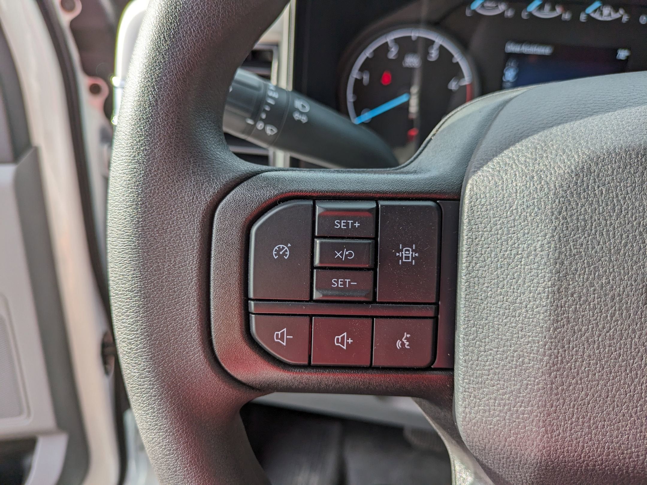 2025 Ford Super Duty F-350 DRW XL