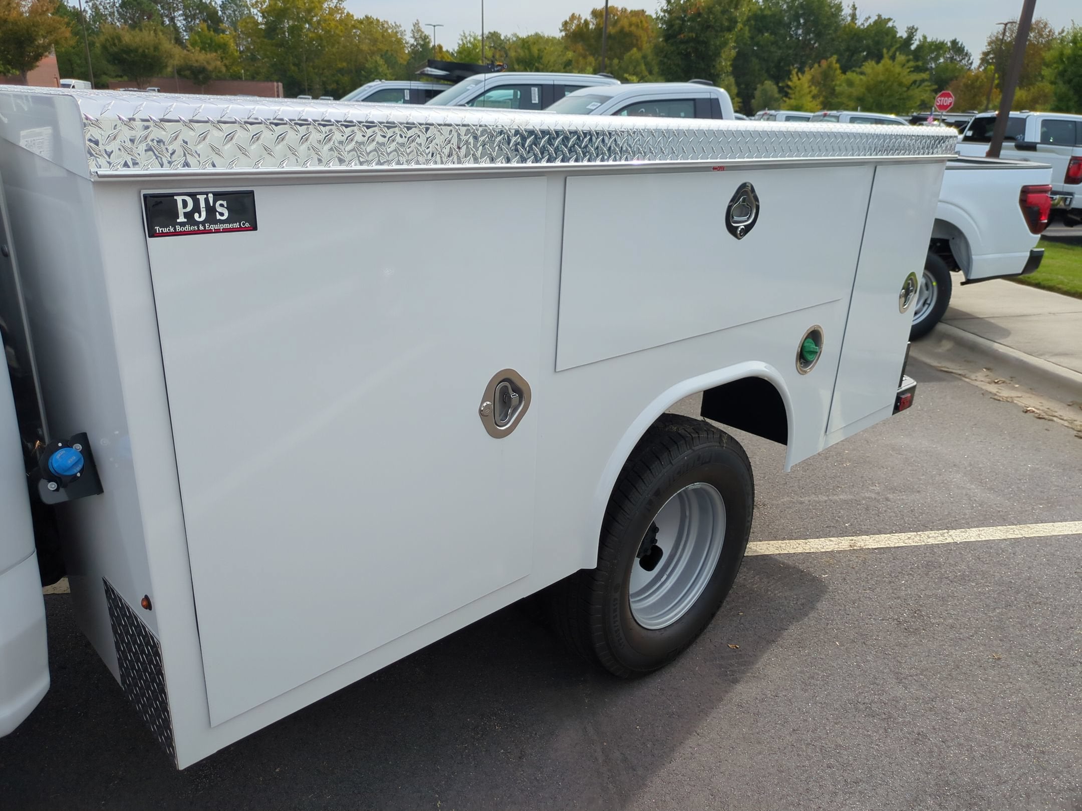 2026 Ford Super Duty F-350 DRW XL