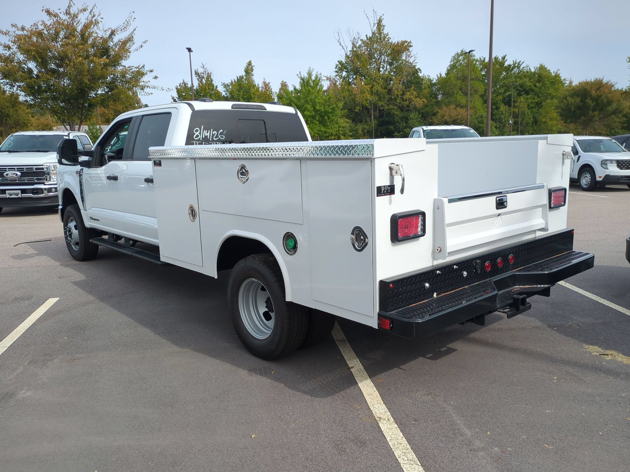 2026 Ford Super Duty F-350 DRW XL
