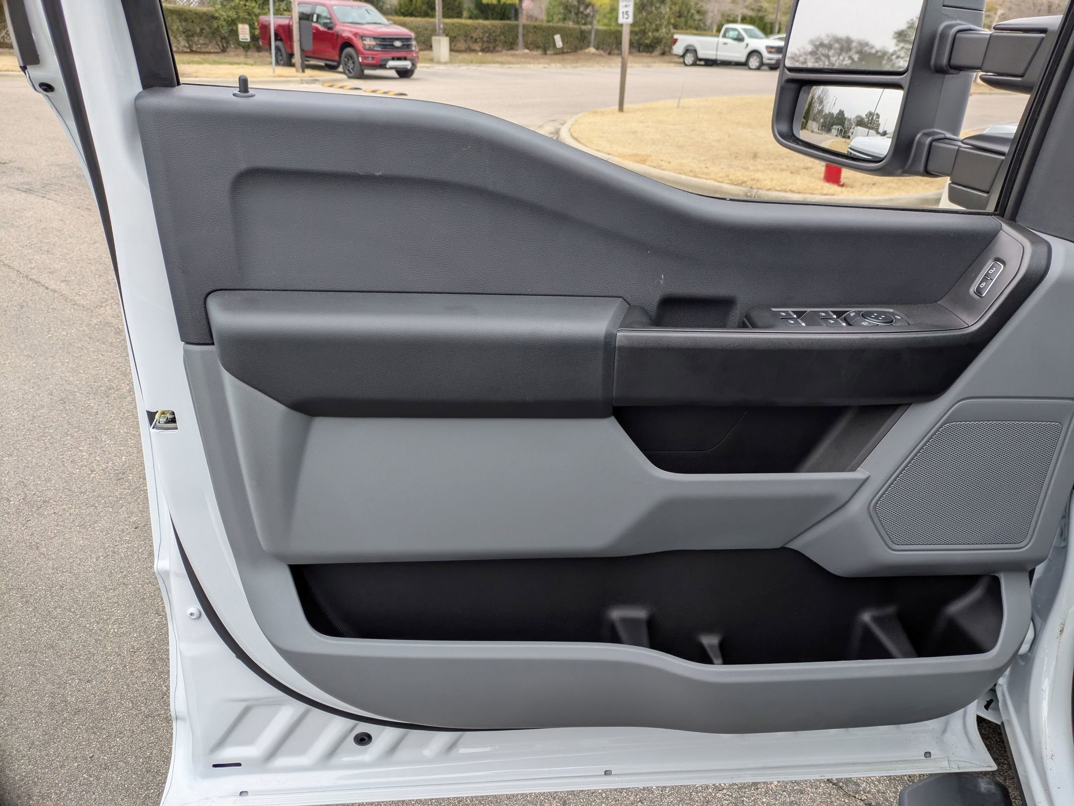 2026 Ford Super Duty F-350 DRW XL