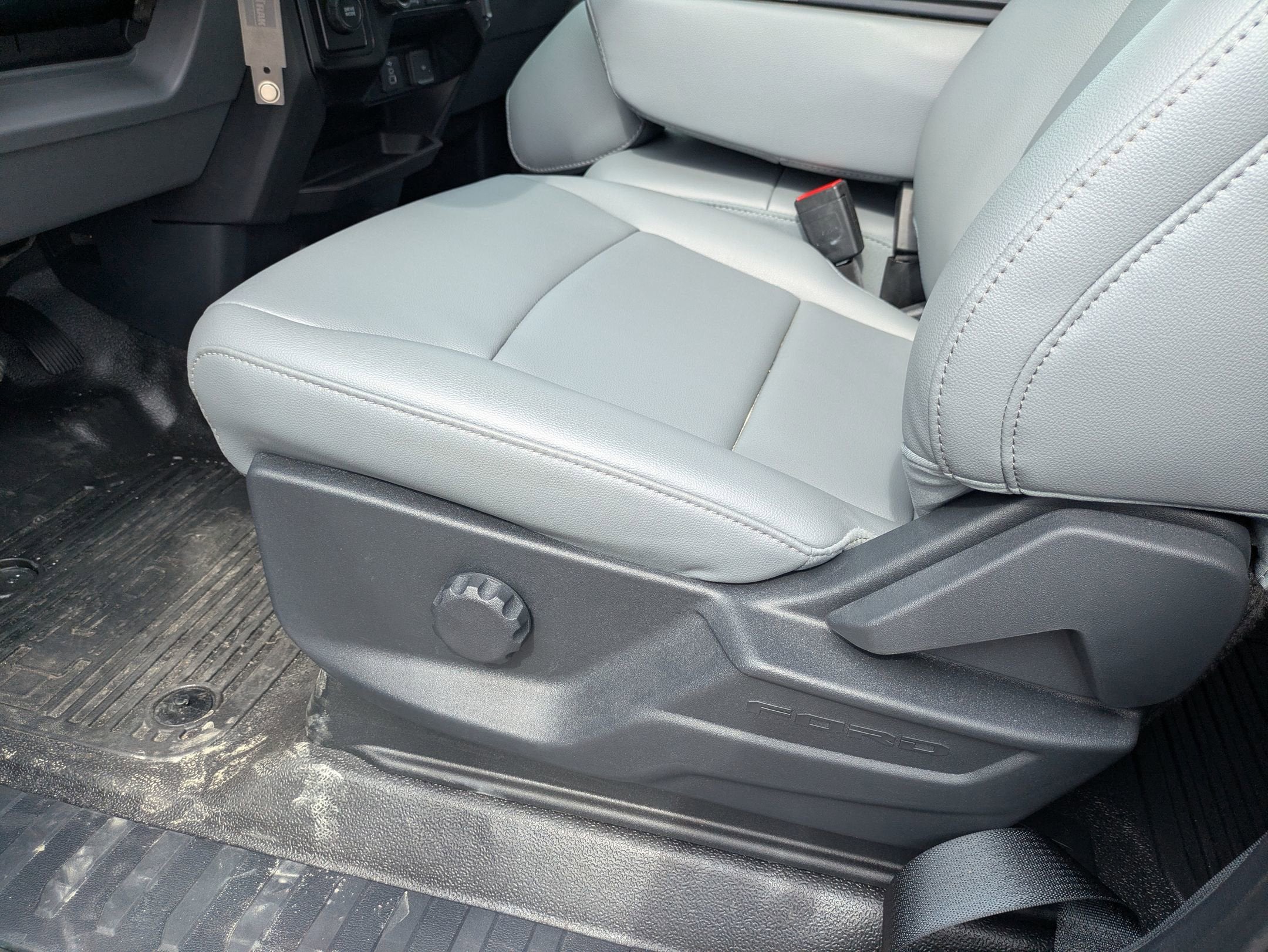2026 Ford Super Duty F-450 DRW XL