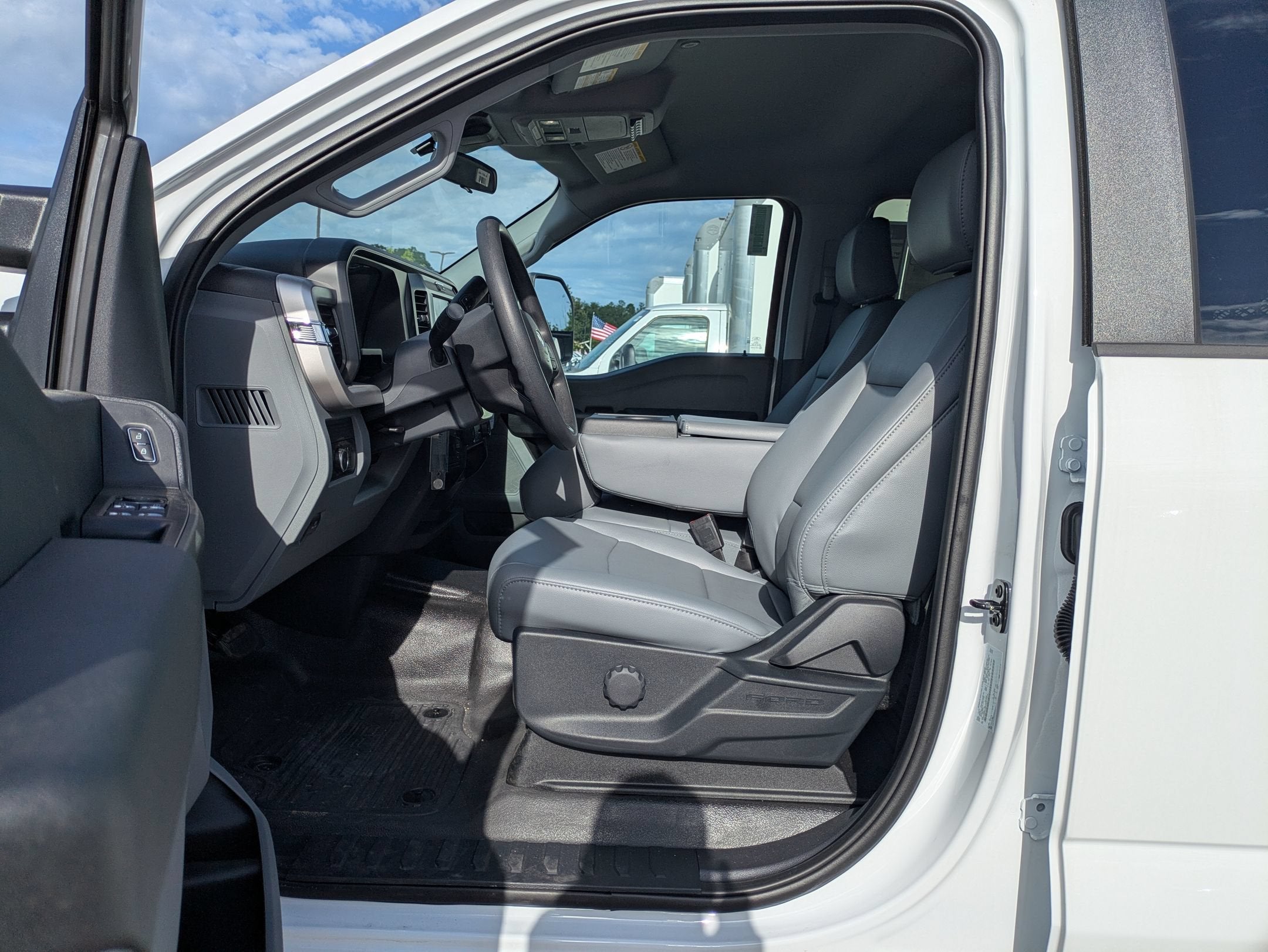 2026 Ford Super Duty F-450 DRW XL