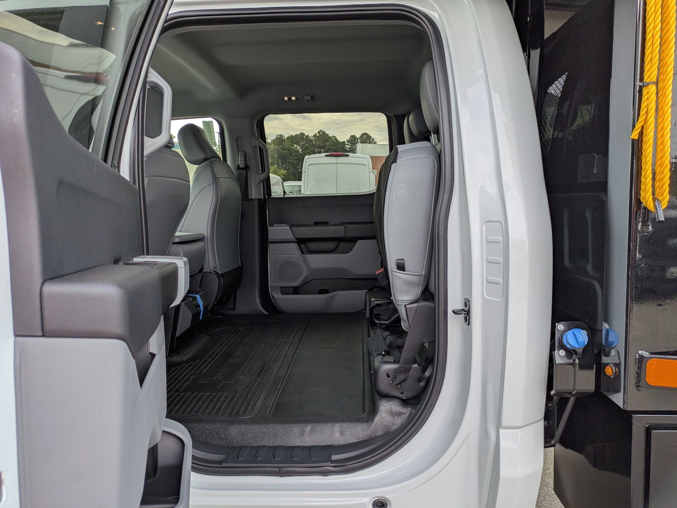 2025 Ford Super Duty F-450 DRW XL