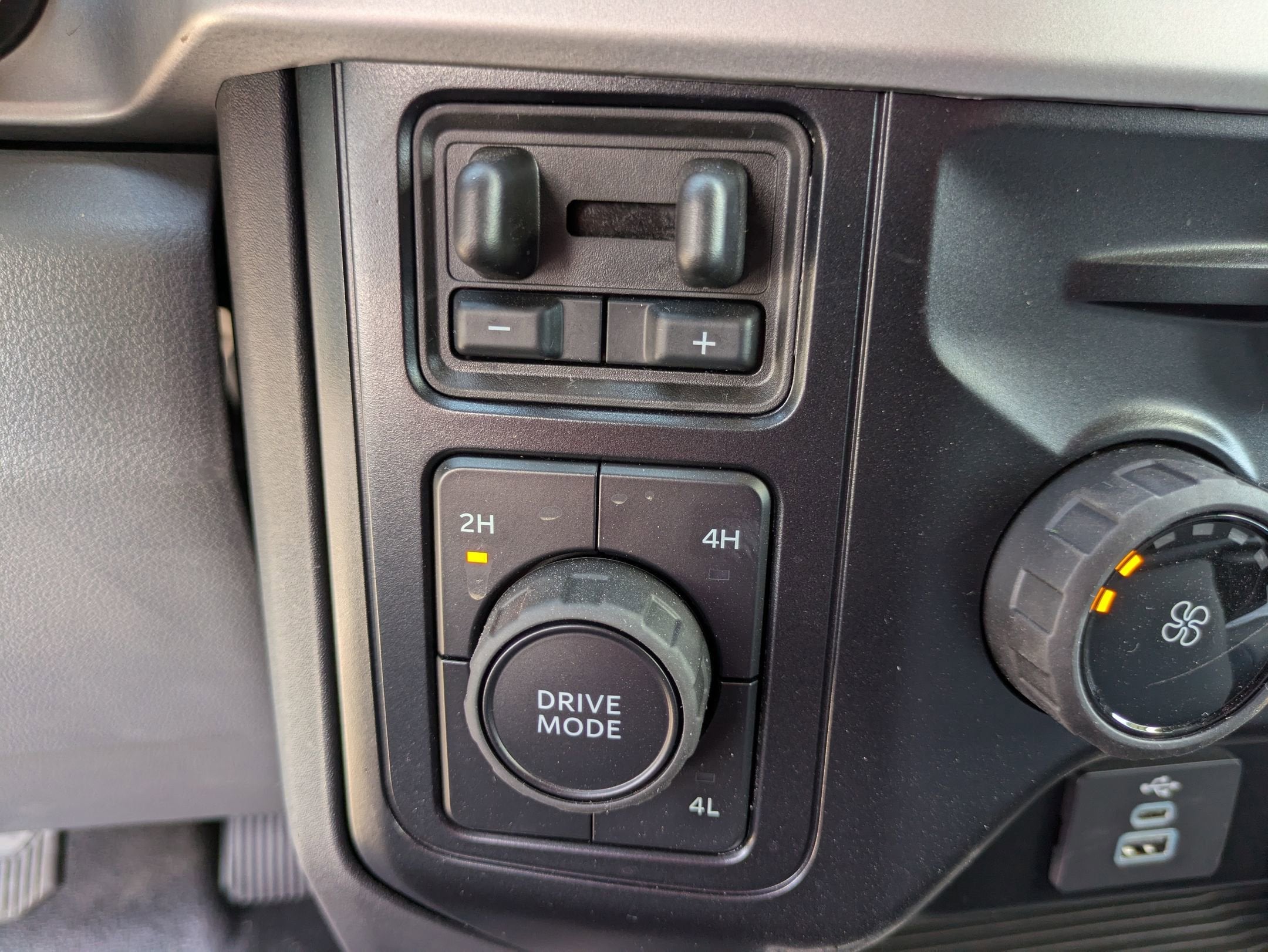 2025 Ford Super Duty F-450 DRW XL