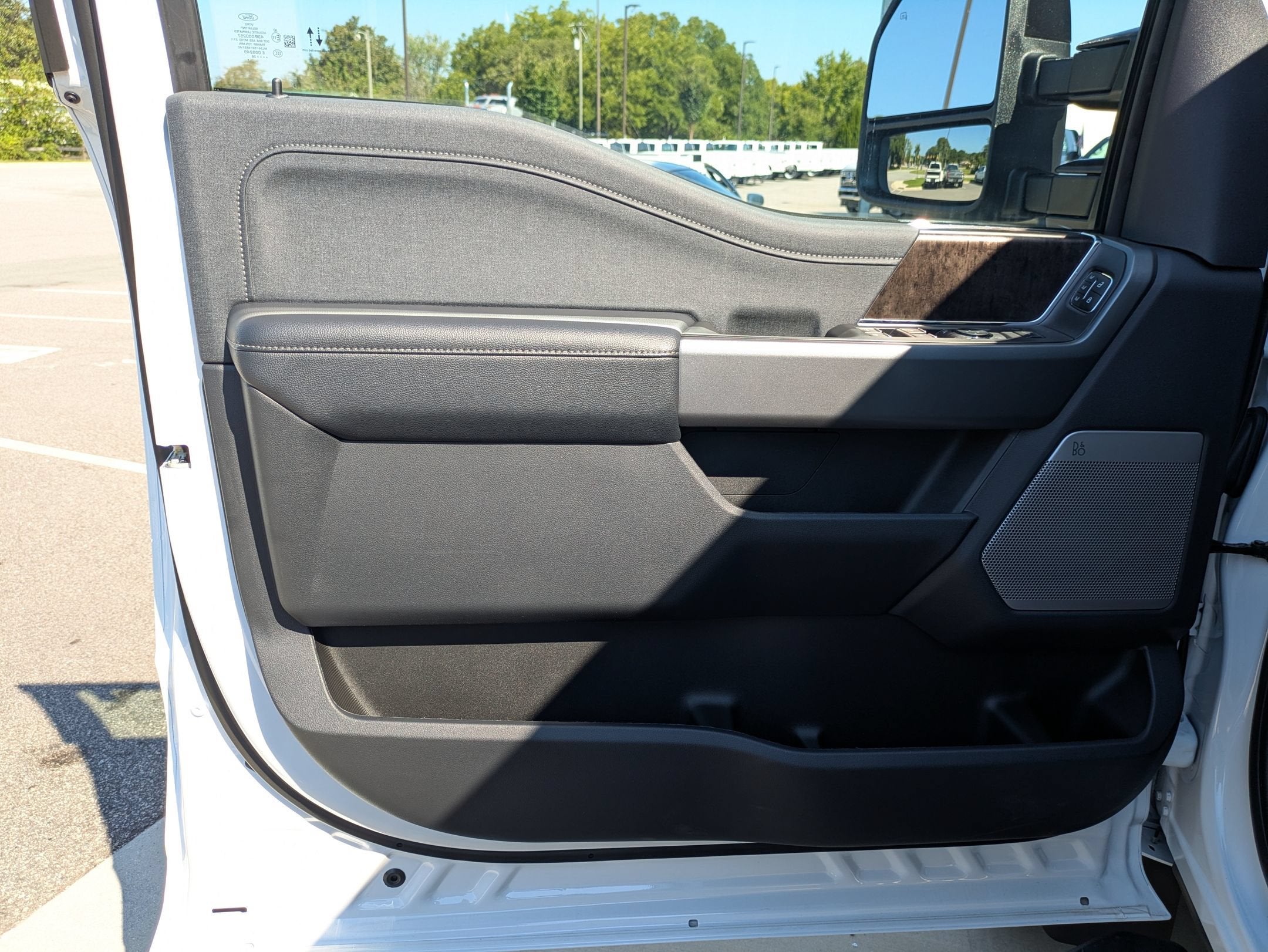 2026 Ford Super Duty F-450 DRW LARIAT