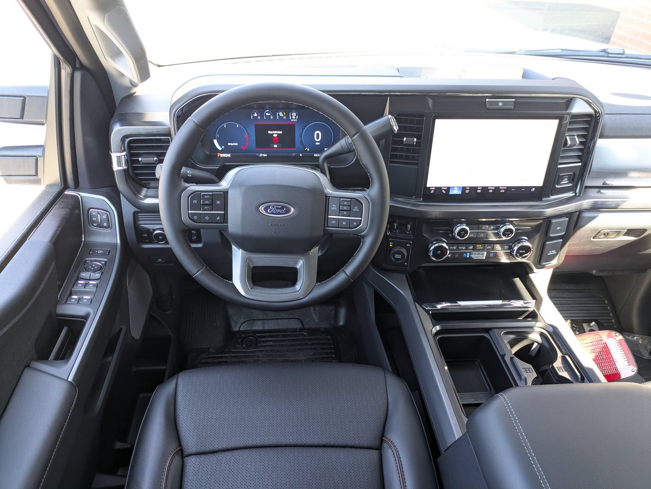 2026 Ford Super Duty F-450 DRW LARIAT
