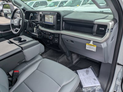 2026 Ford Super Duty F-550 DRW XL