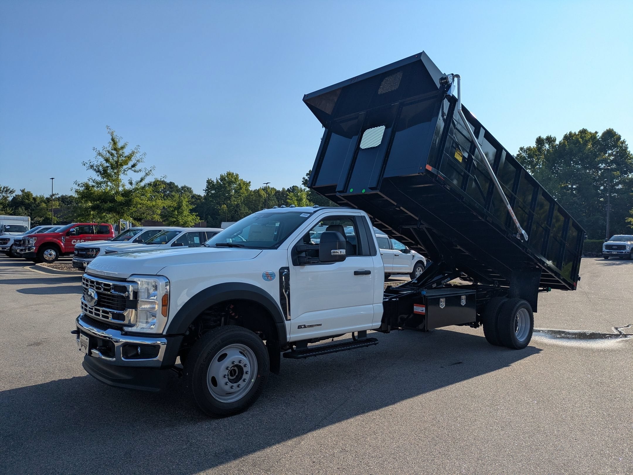 2026 Ford Super Duty F-550 DRW XL