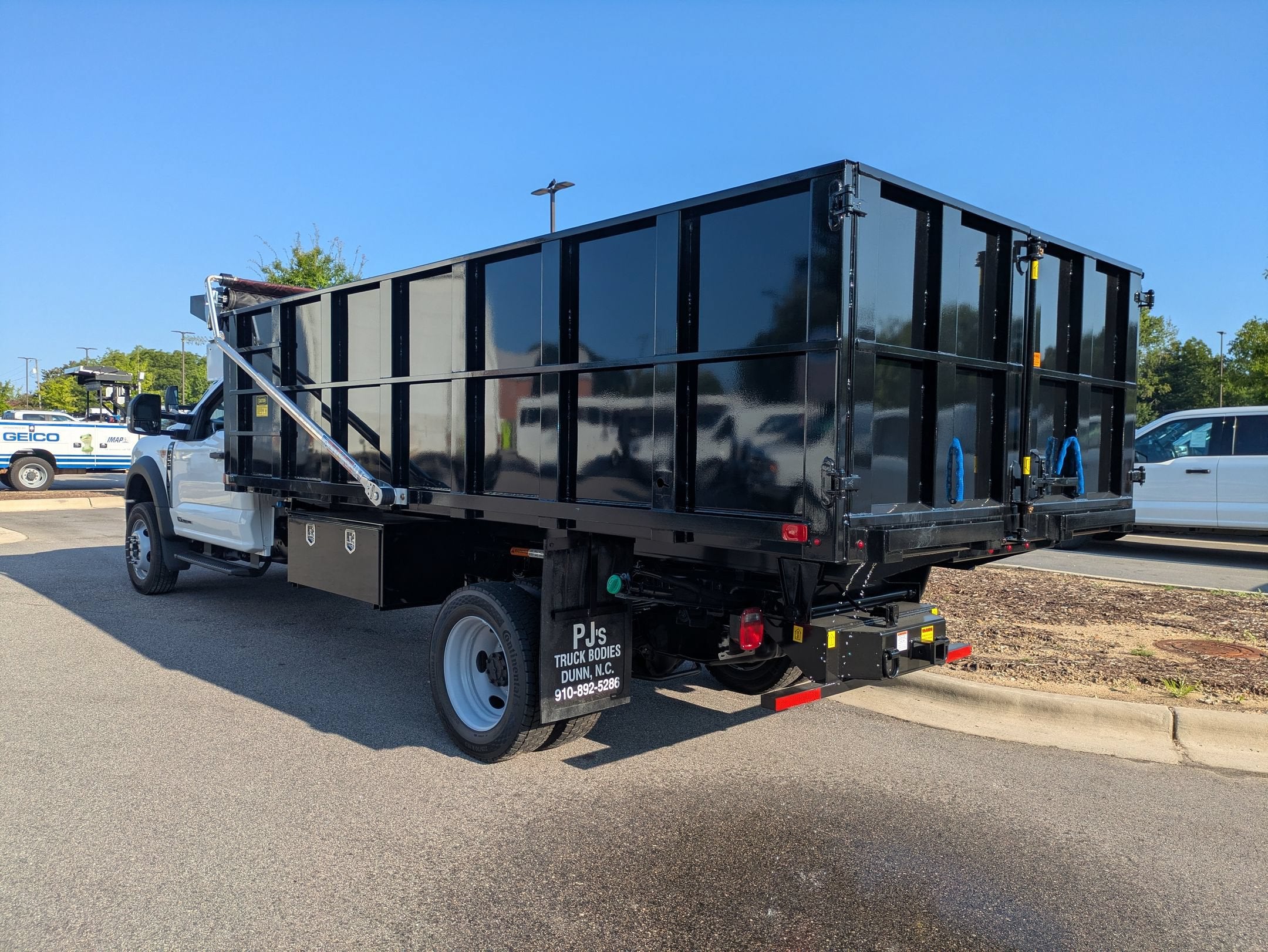 2026 Ford Super Duty F-550 DRW XL