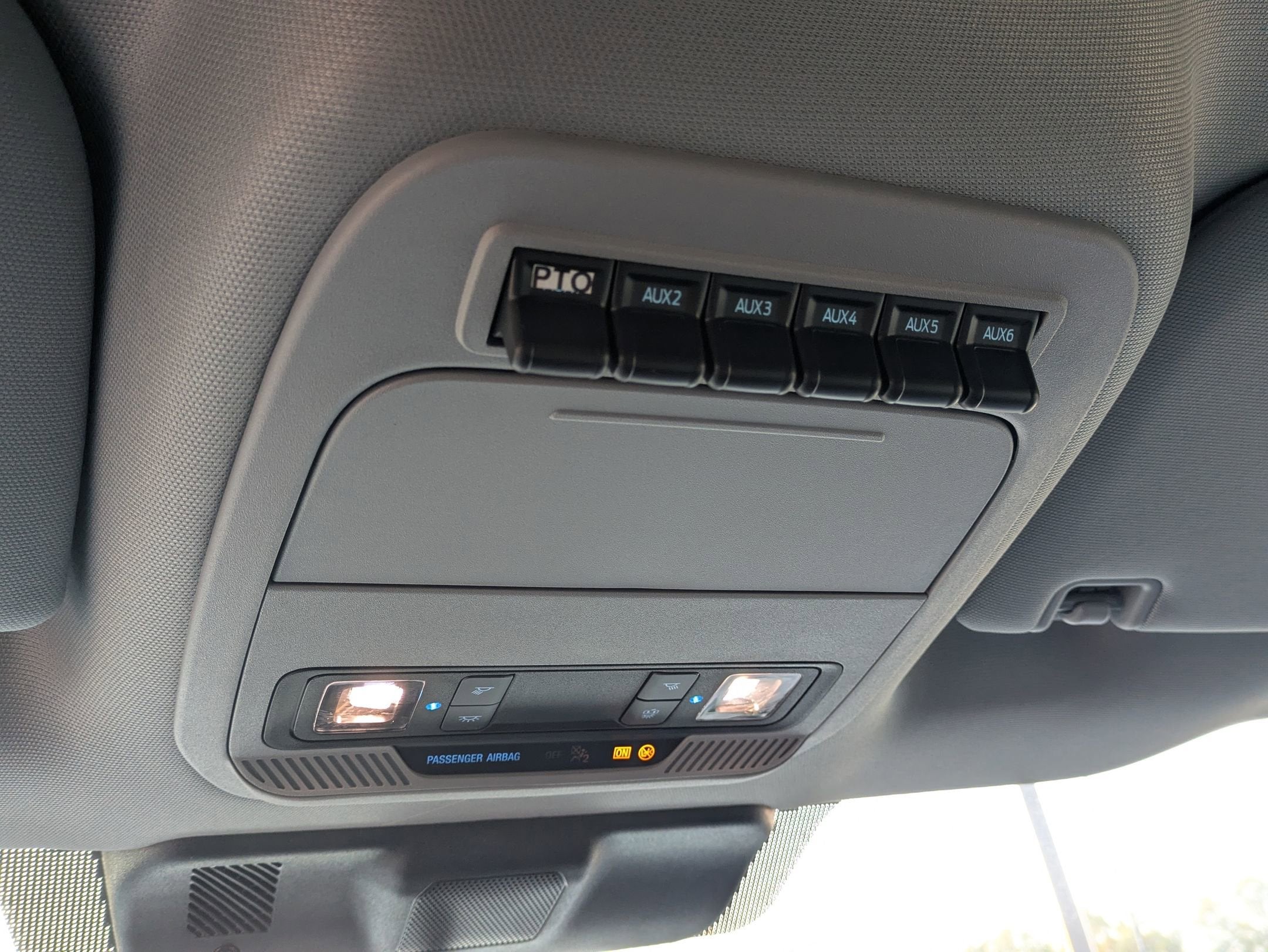 2026 Ford Super Duty F-550 DRW XL