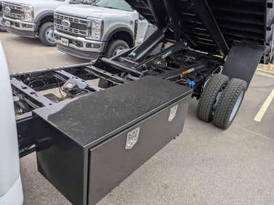 2026 Ford Super Duty F-550 DRW XL