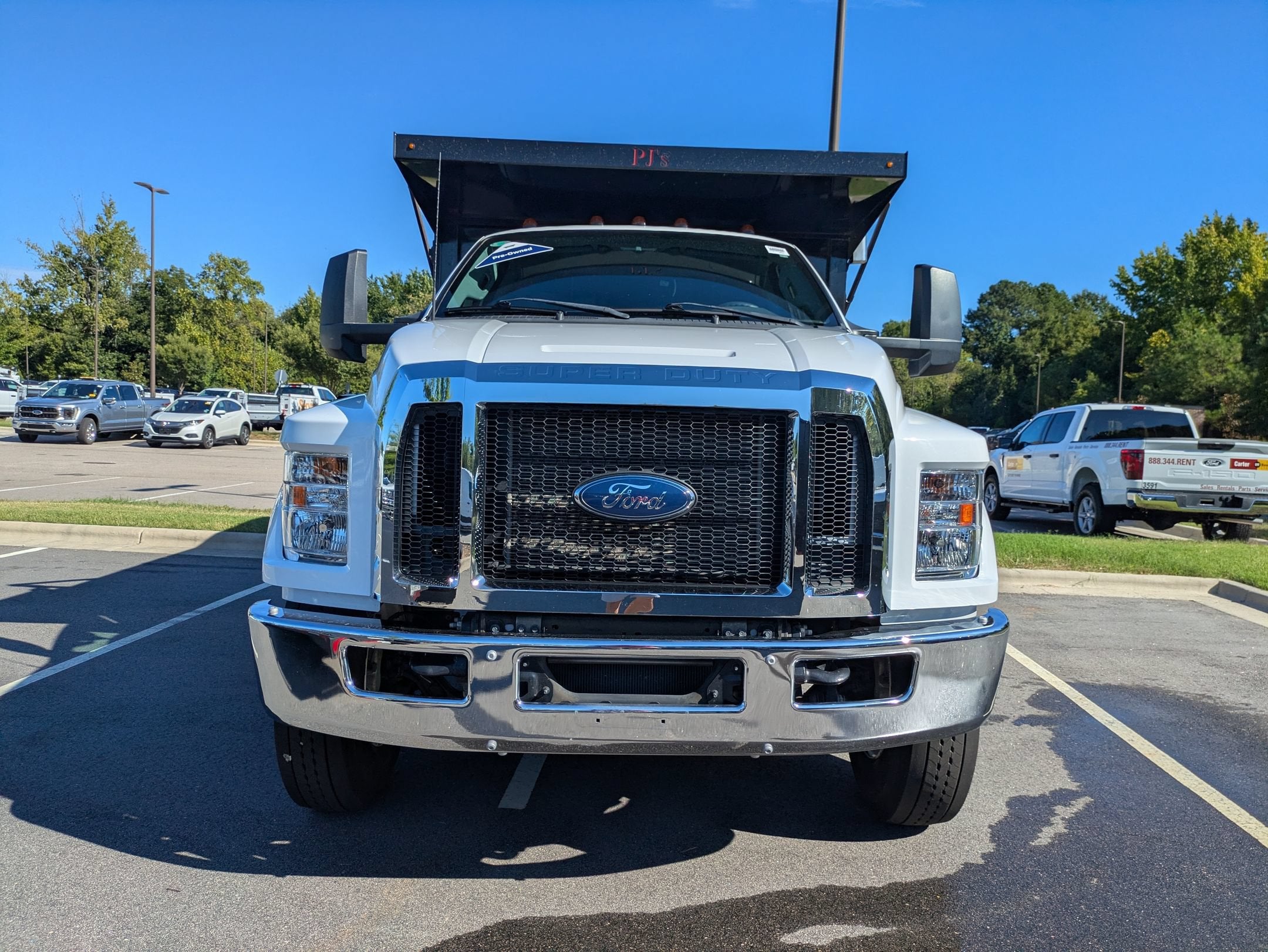 2023 Ford F-650SD Base