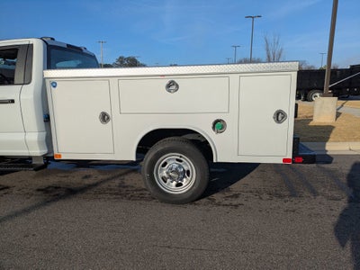 2026 Ford Super Duty F-350 SRW XL