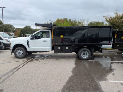 2026 Ford Super Duty F-350 DRW XL