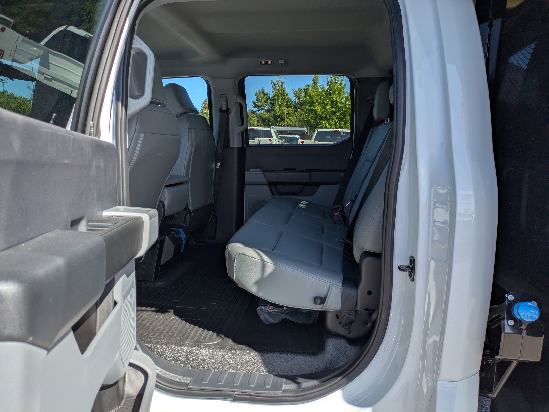 2025 Ford Super Duty F-550 DRW XL