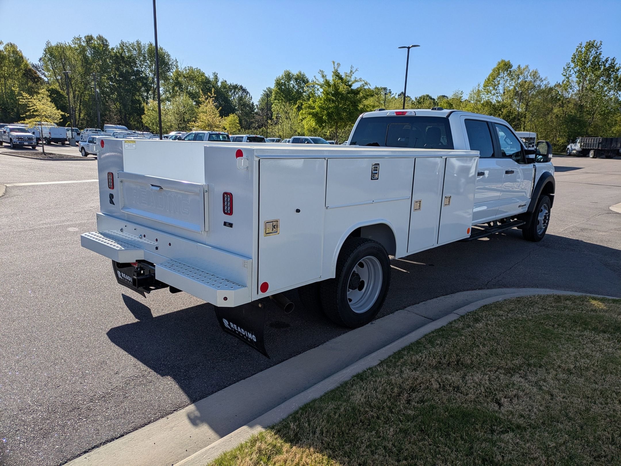 2026 Ford Super Duty F-550 DRW XL