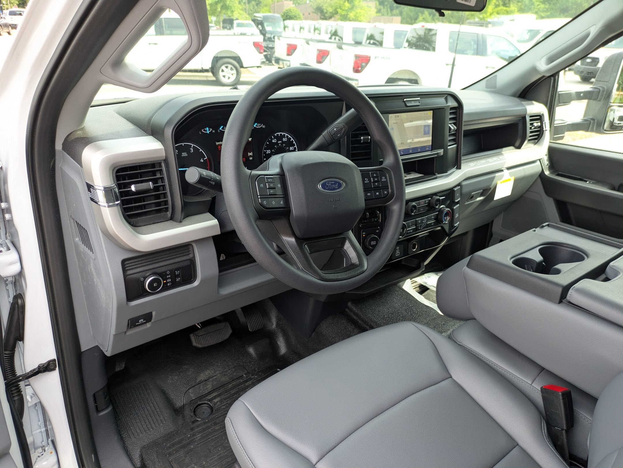 2026 Ford Super Duty F-550 DRW XL