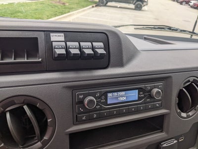 2025 Ford E-Series Cutaway E-350 SRW 138" WB