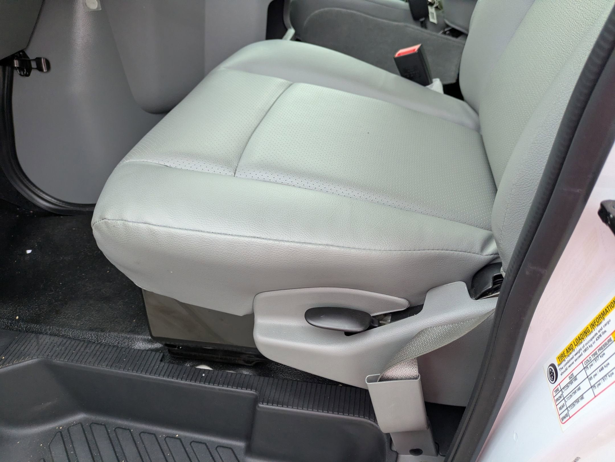 2026 Ford E-Series Cutaway E-350 DRW 158" WB