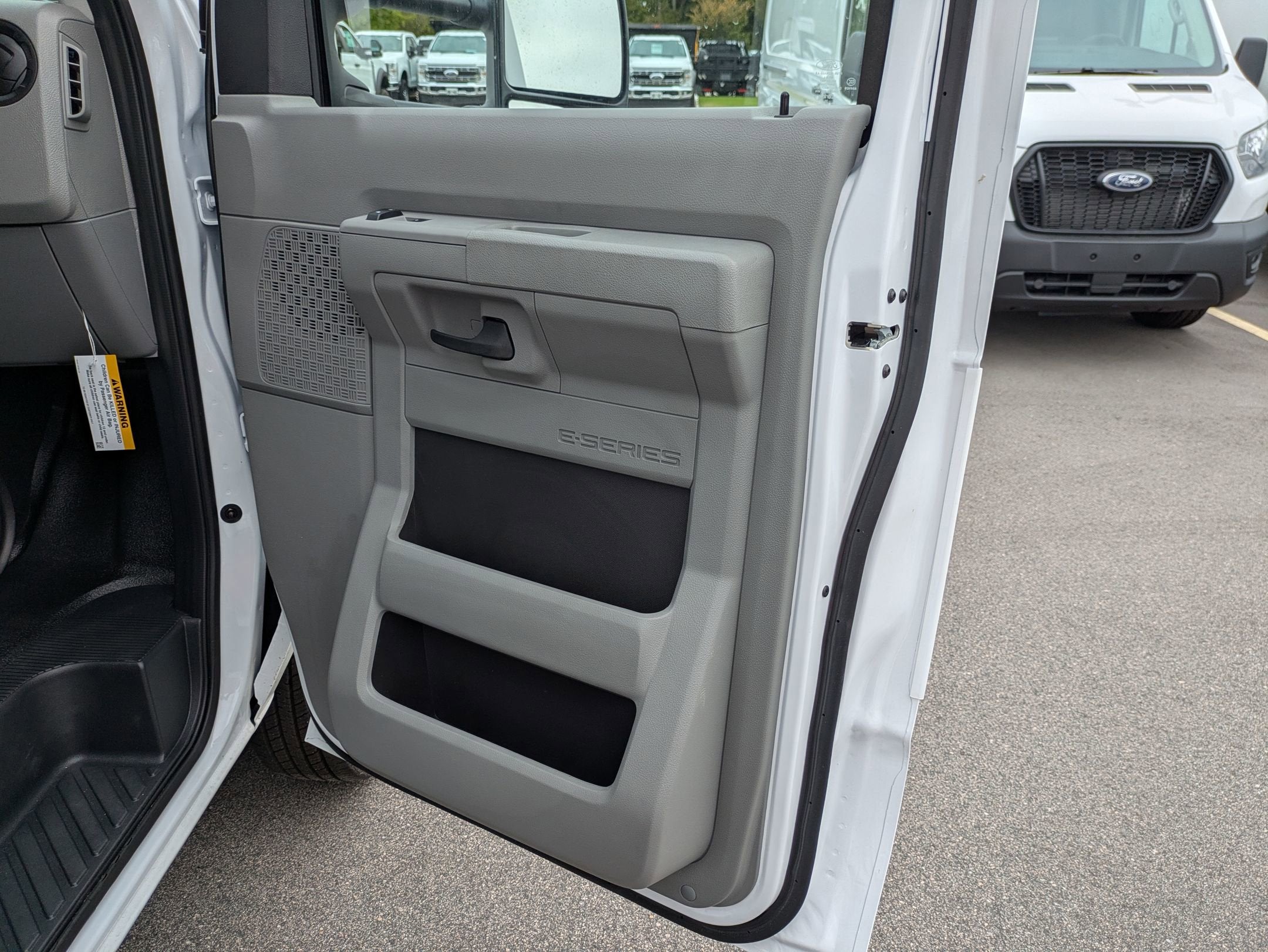 2026 Ford E-Series Cutaway E-350 DRW 158" WB