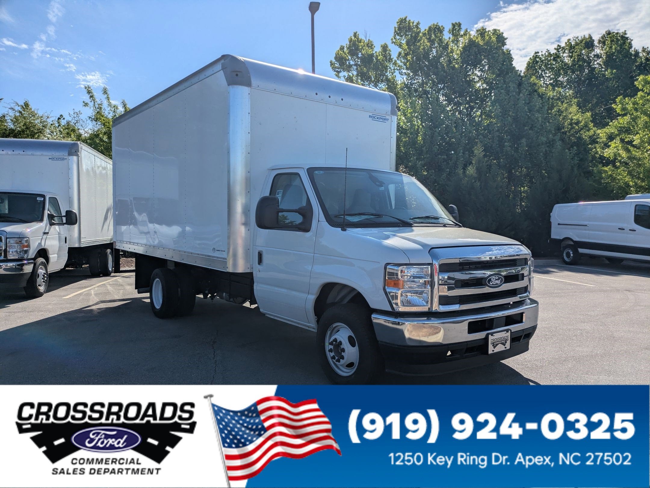 2027 Ford E-Series DRW E-350 Super Duty 158 in WB's photo