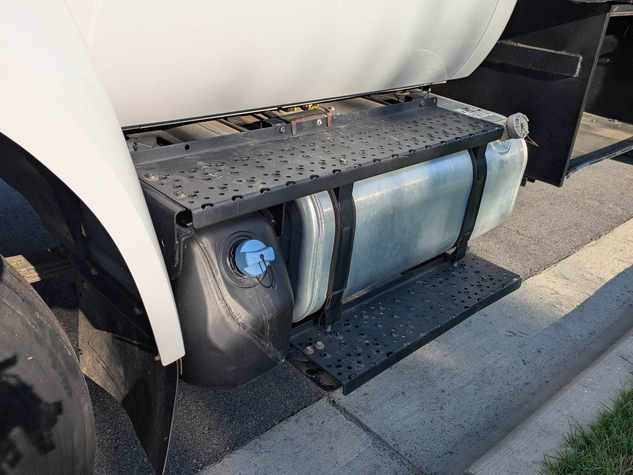 2022 Ford F-750SD Base