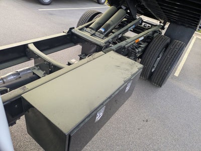 2027 Ford F-750SD Base