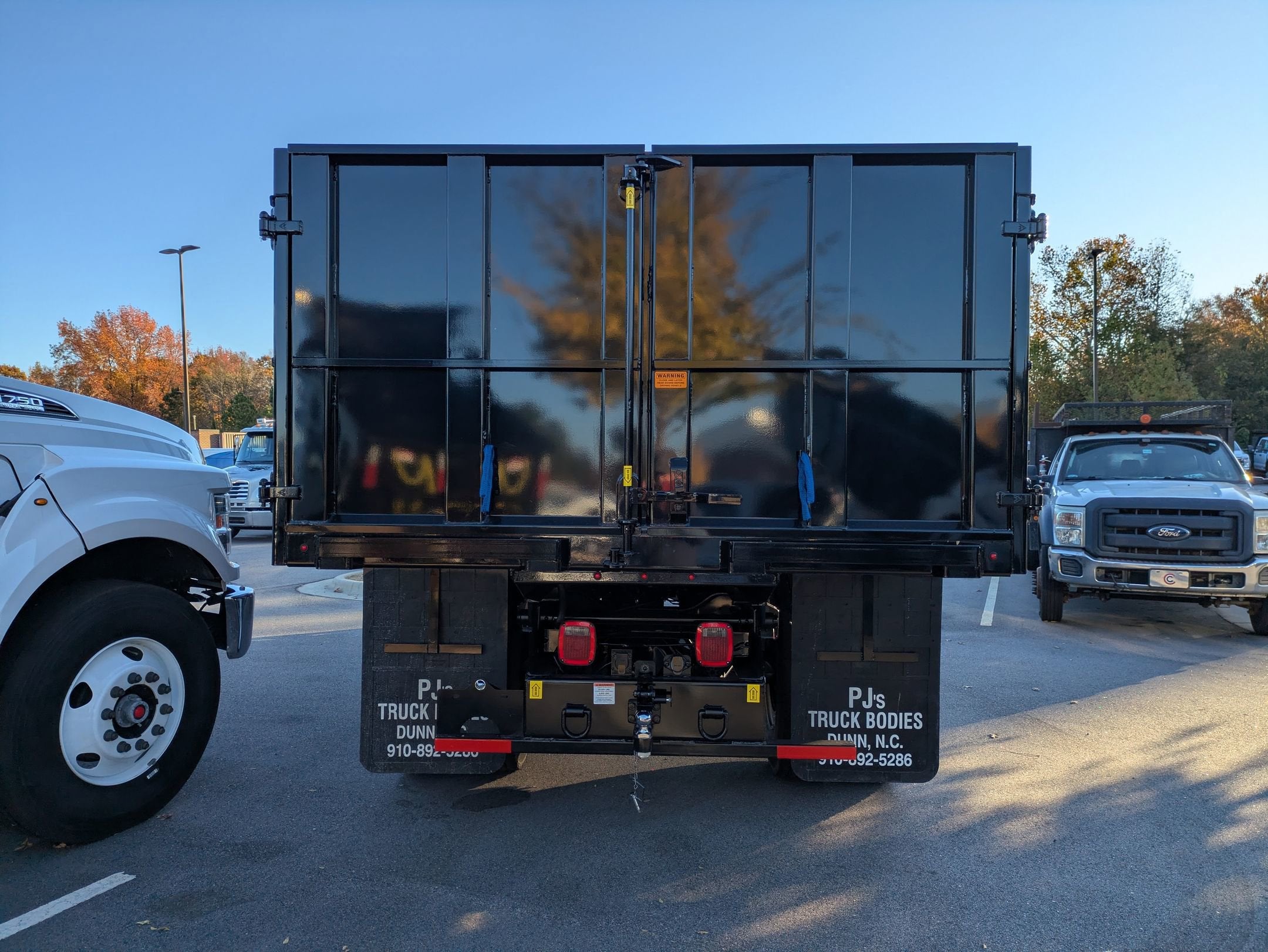 2026 Ford F-750SD Base