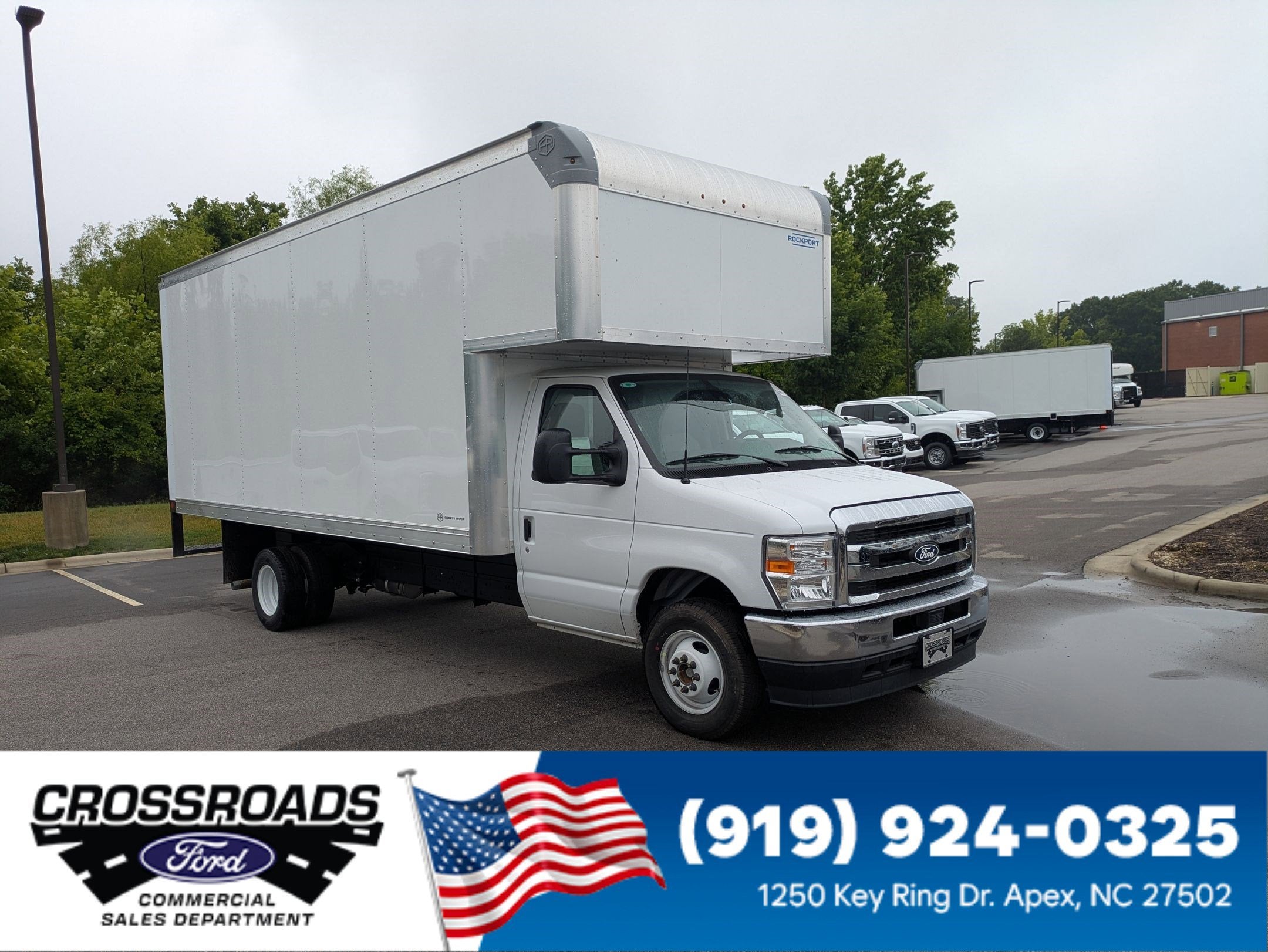 2027 Ford E-Series DRW E-450 Super Duty 158 in WB's photo