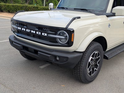 2026 Ford Bronco Outer Banks - Crossroads Courtesy Demo