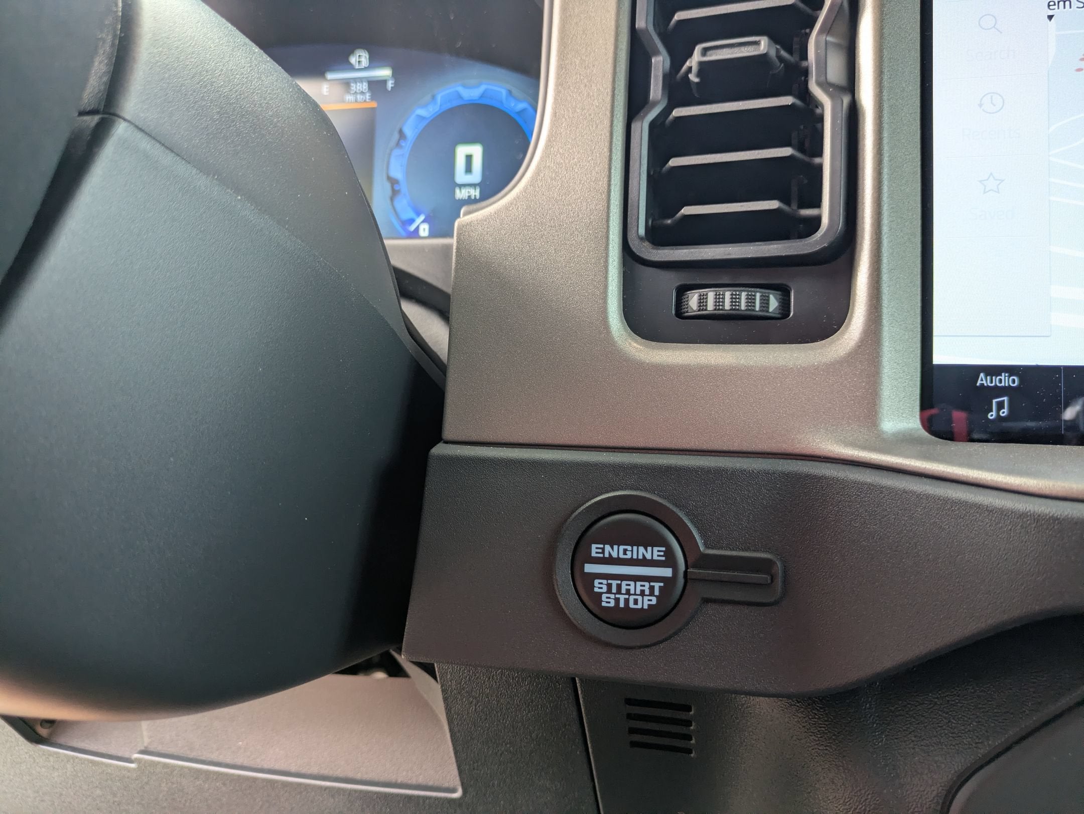 2026 Ford Bronco Outer Banks - Crossroads Courtesy Demo