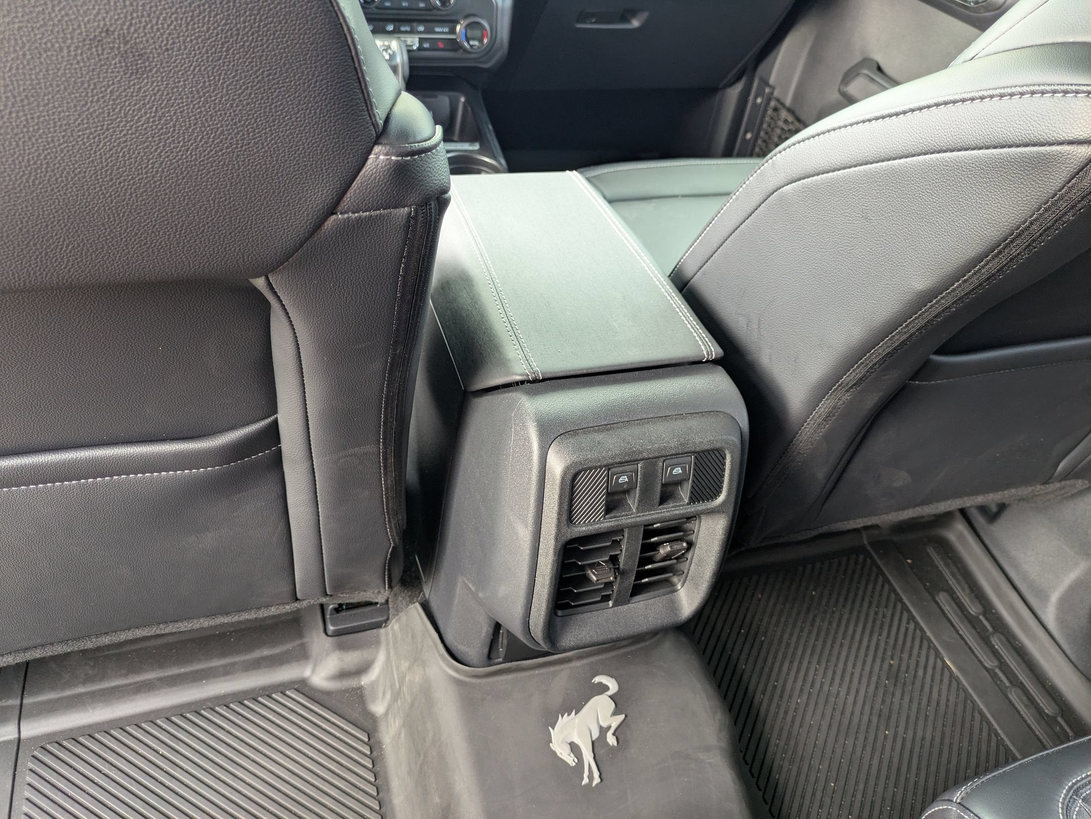 2026 Ford Bronco Outer Banks - Crossroads Courtesy Demo