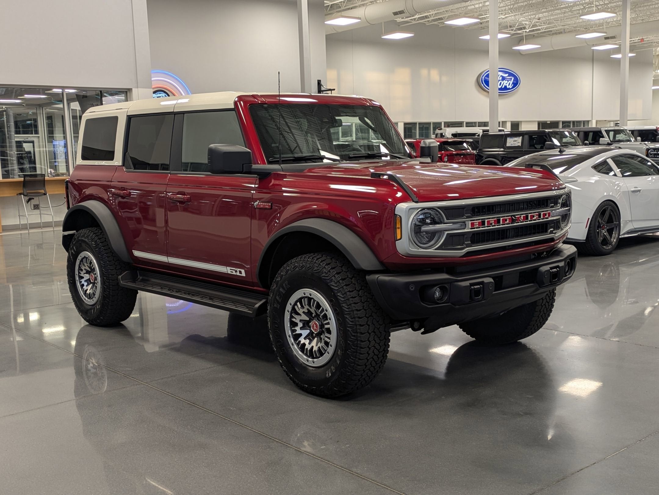 2026 Ford Bronco Outer Banks