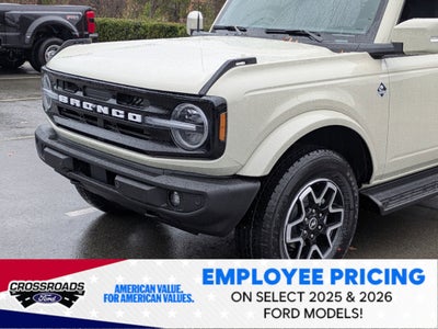 2025 Ford Bronco Outer Banks