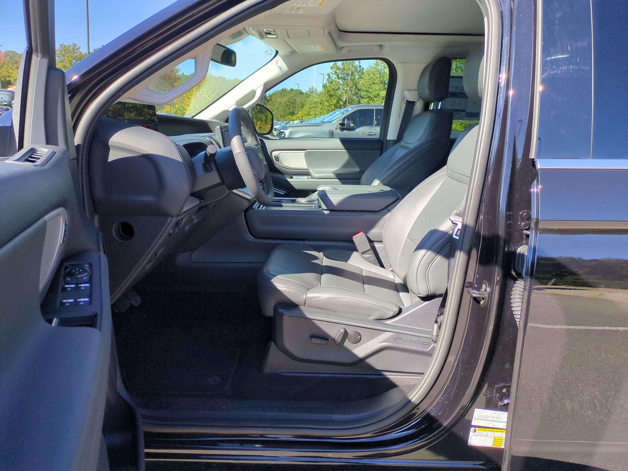 2026 Ford Expedition Max Active - Crossroads Courtesy Demo