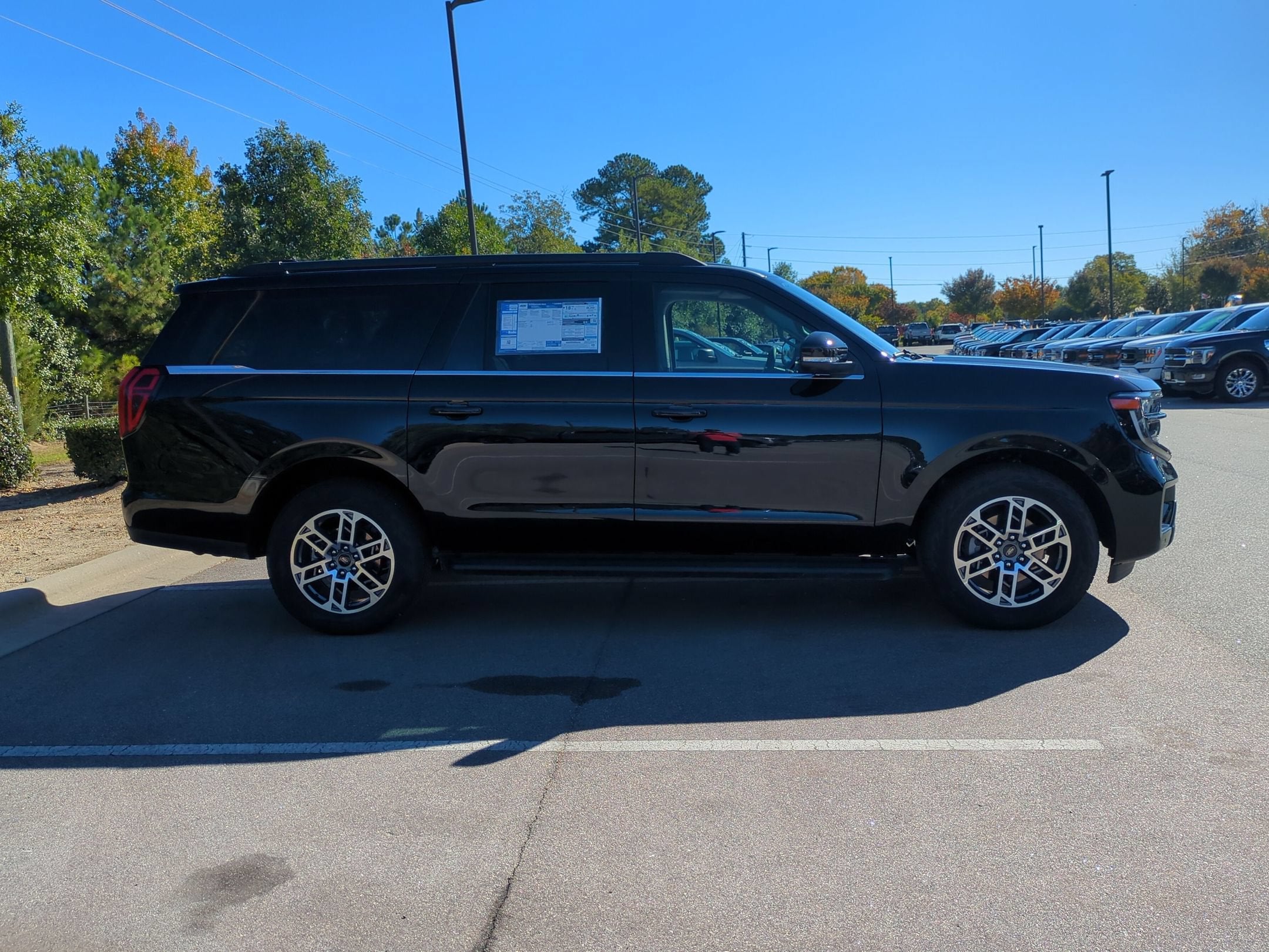 2026 Ford Expedition Max Active - Crossroads Courtesy Demo