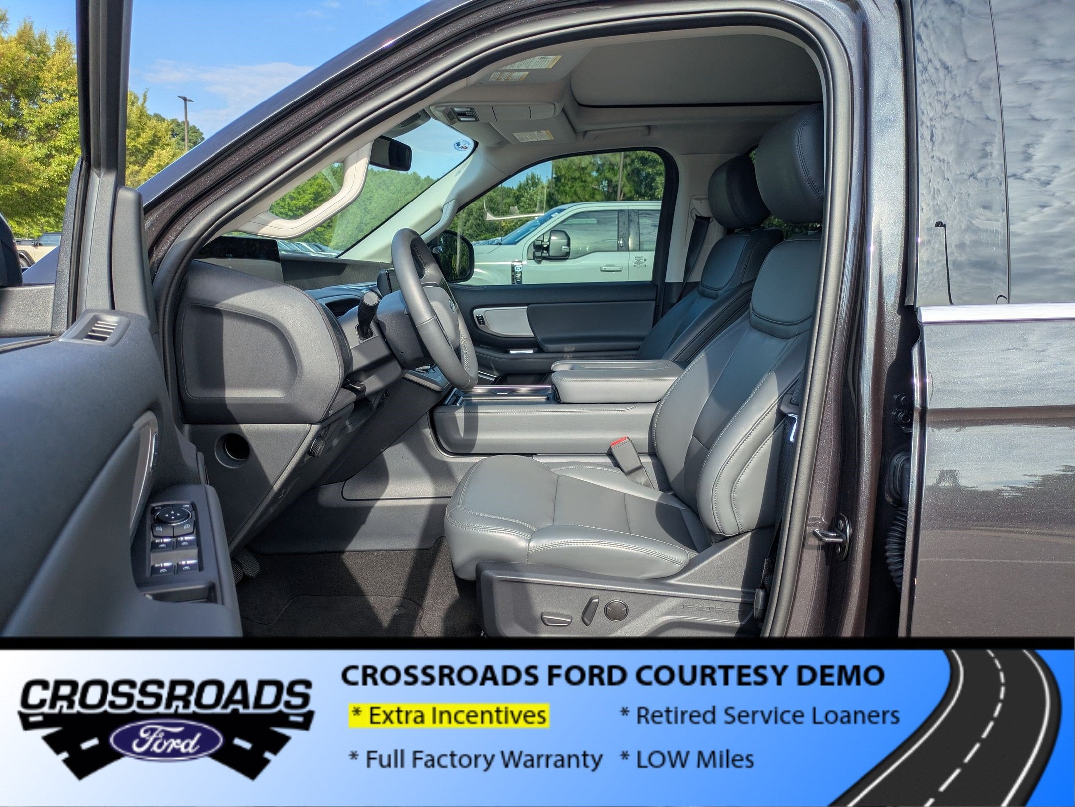 2026 Ford Expedition Max Active - Crossroads Courtesy Demo