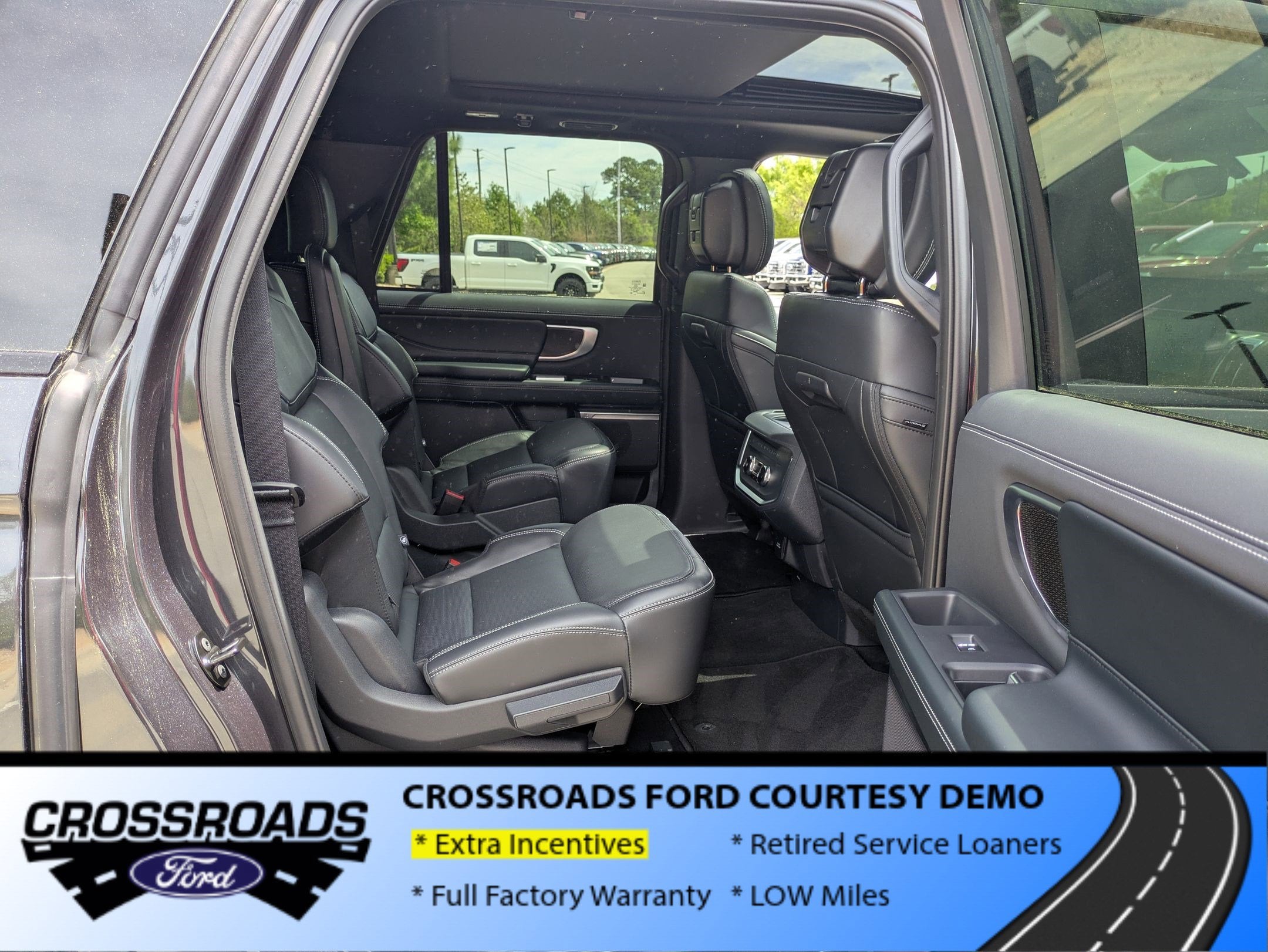2026 Ford Expedition Max Platinum - Crossroads Courtesy Demo