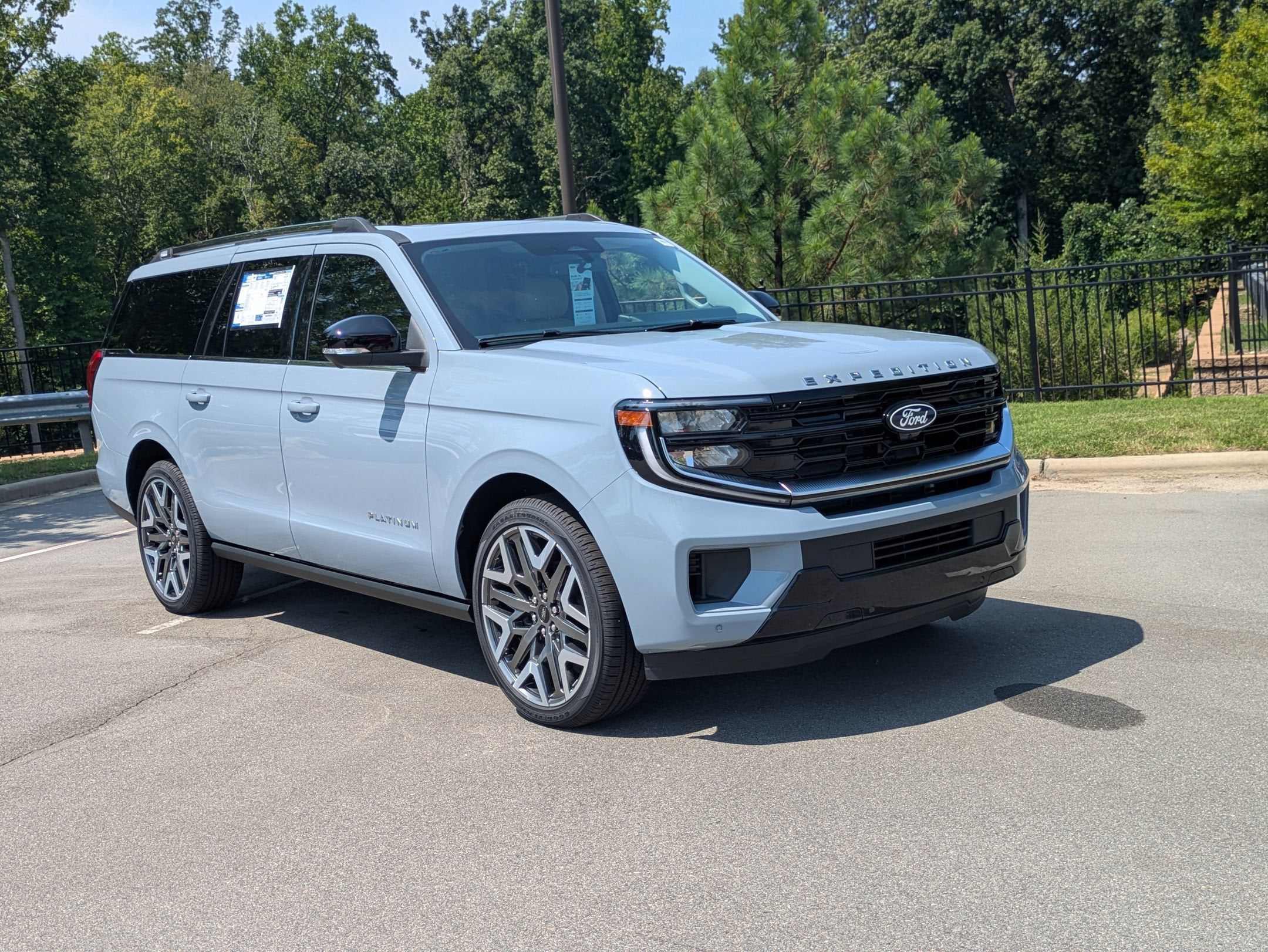 2027 Ford Expedition Max Platinum