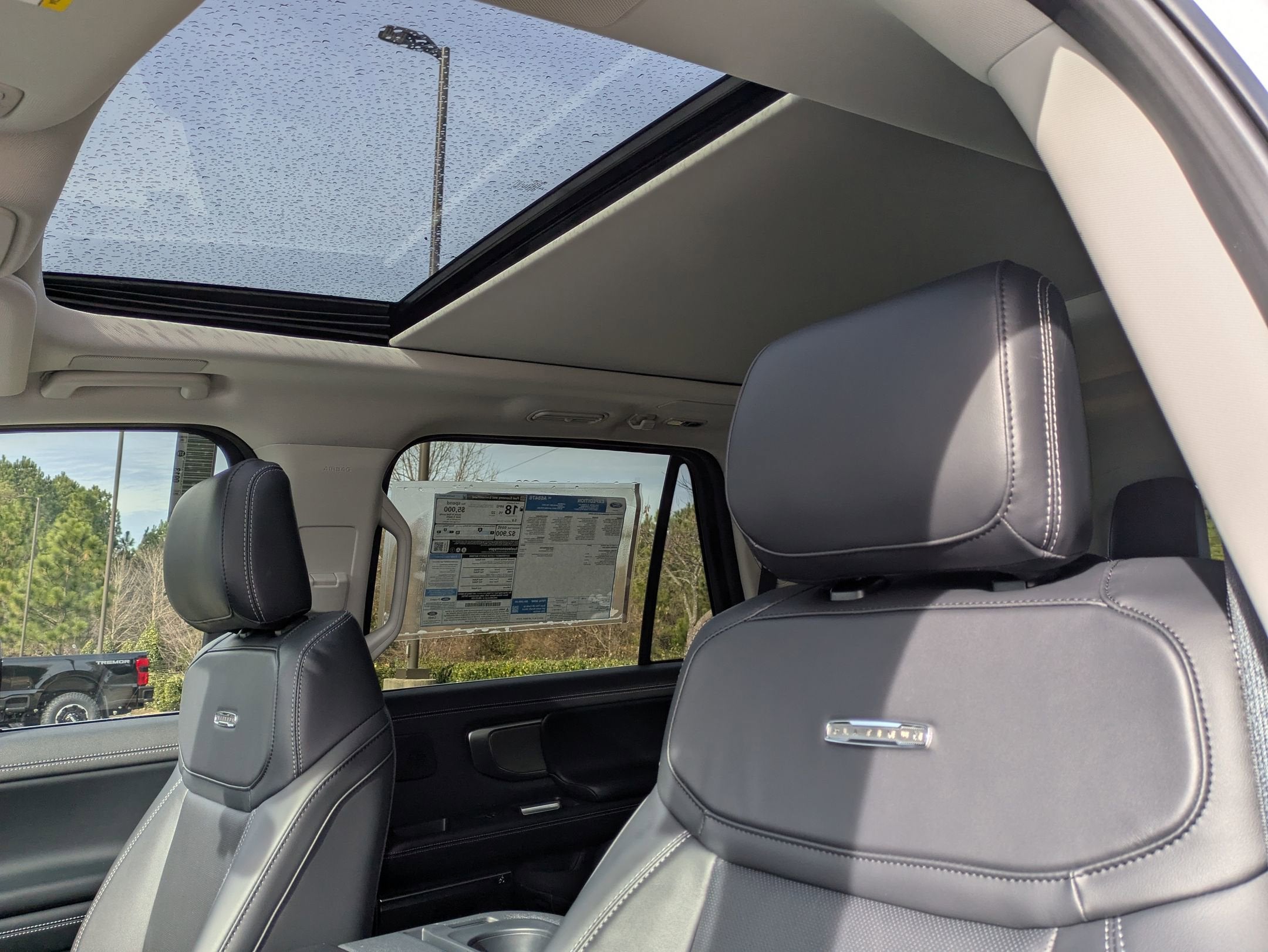 2025 Ford Expedition Platinum