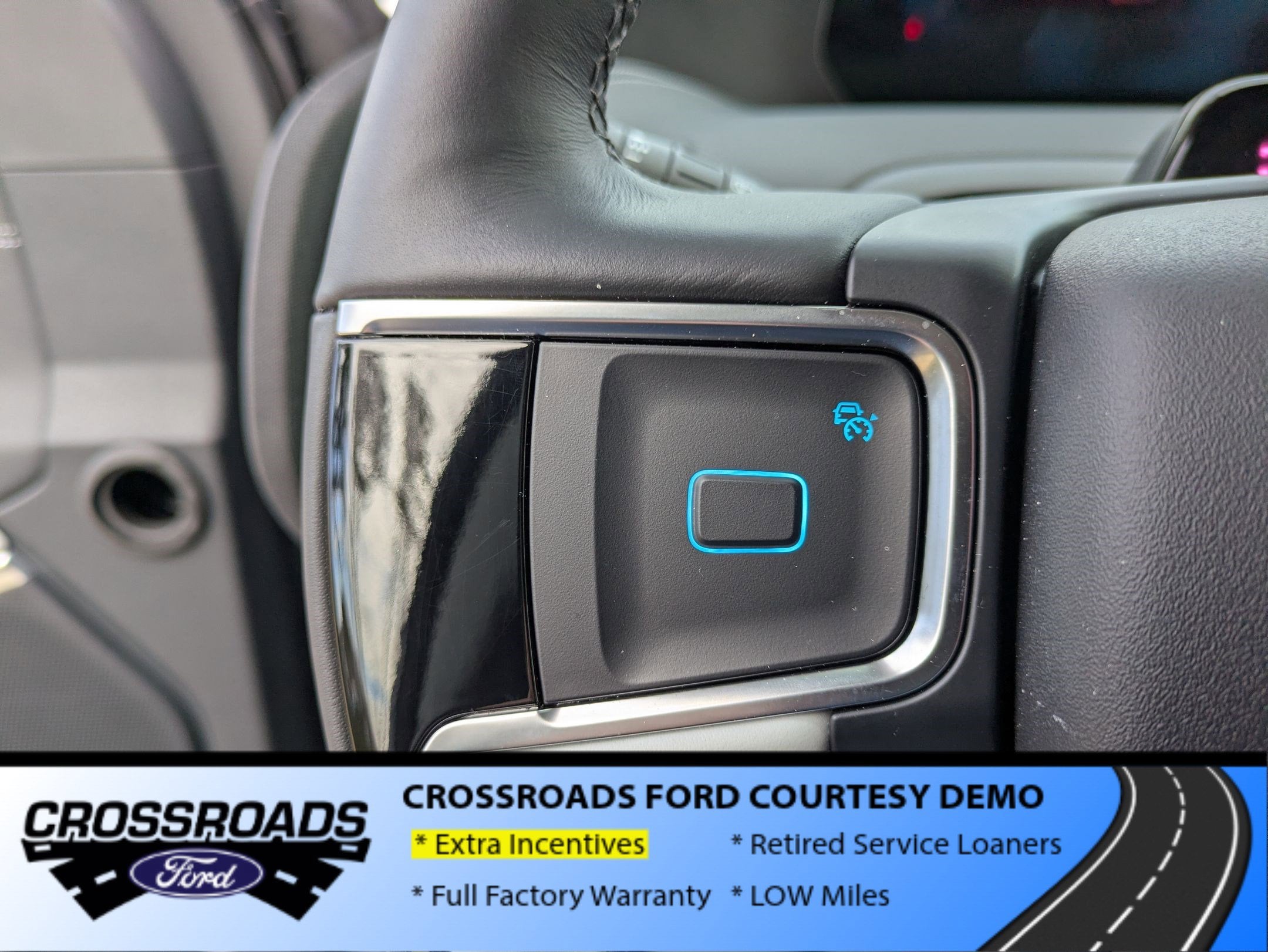 2025 Ford Expedition Platinum - Crossroads Courtesy Demo